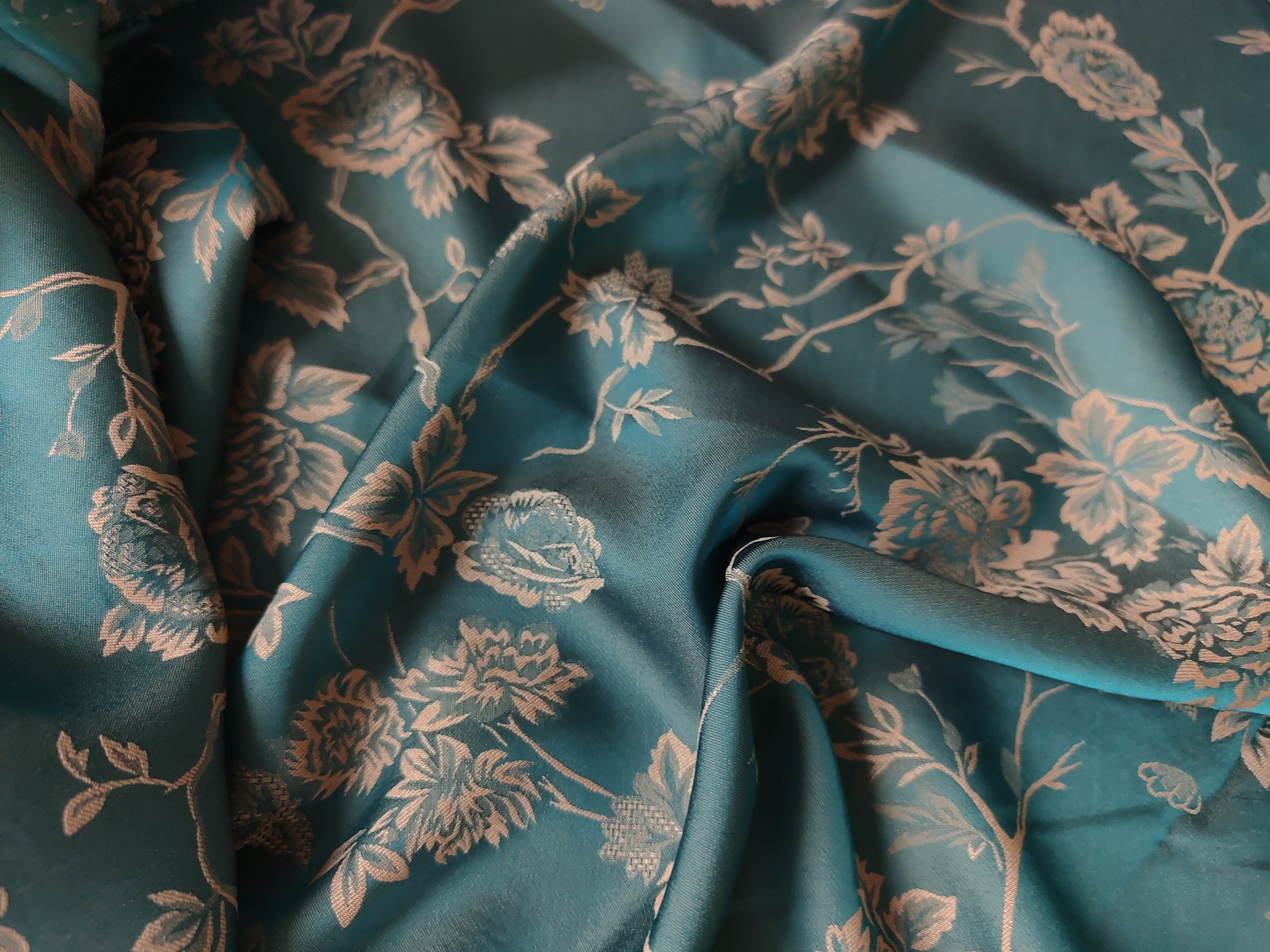  woven polyester fabric